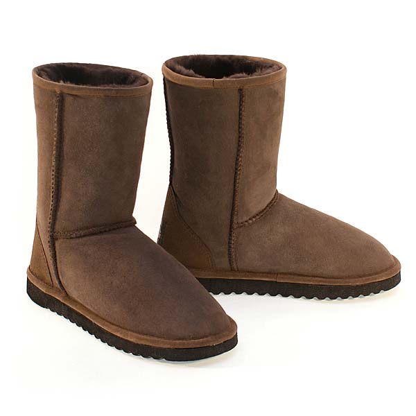 Deluxe Classic Short Ugg Boots - Chocolate