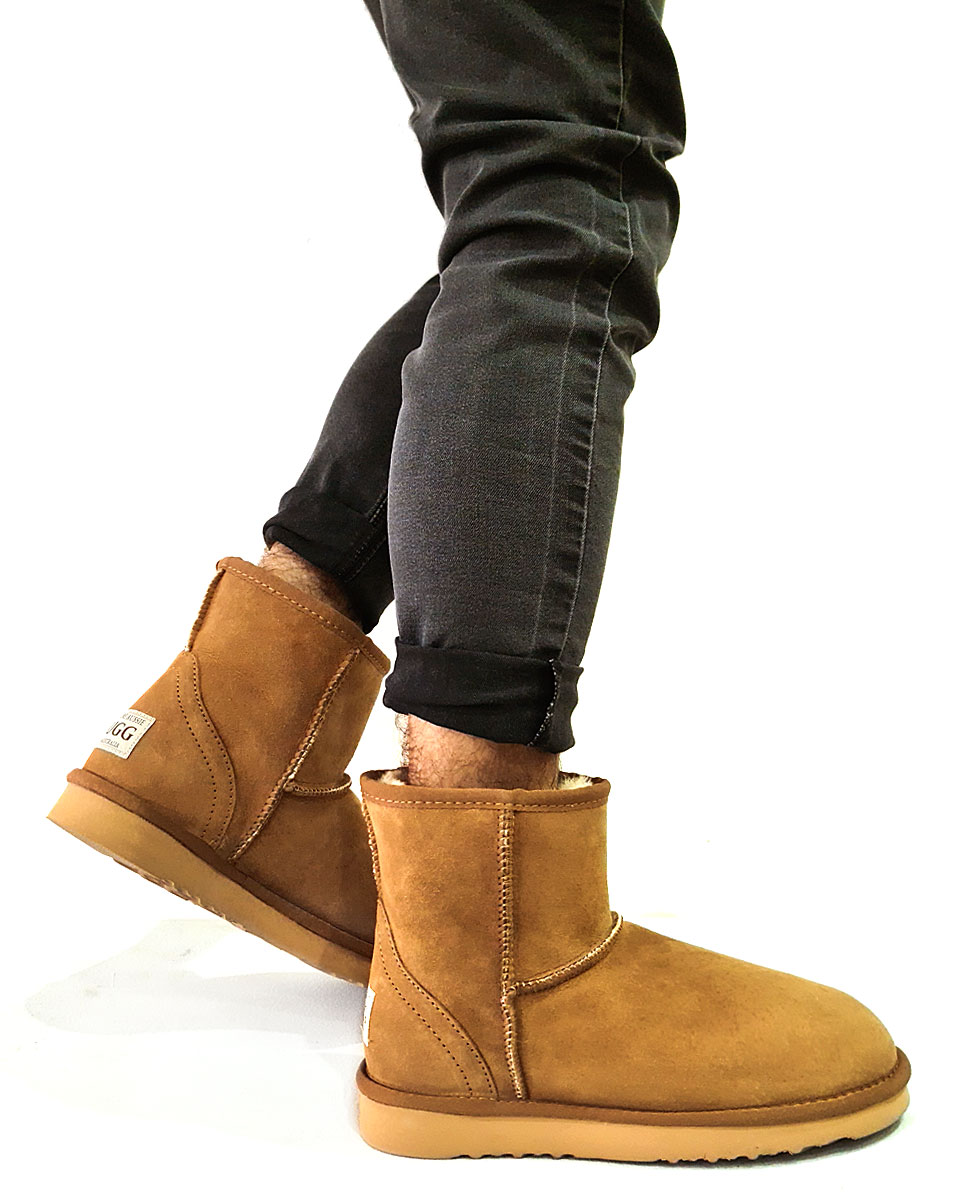 Mini Ugg Boots in Chestnut